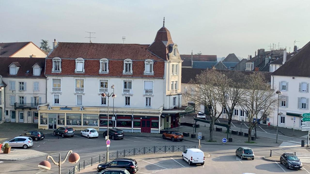 Nos Studios Au Centre Ville A 多勒 外观 照片