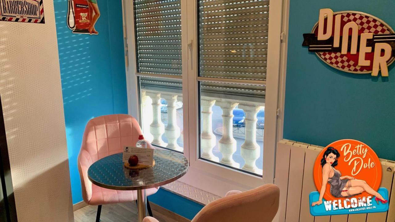 Nos Studios Au Centre Ville A 多勒 外观 照片