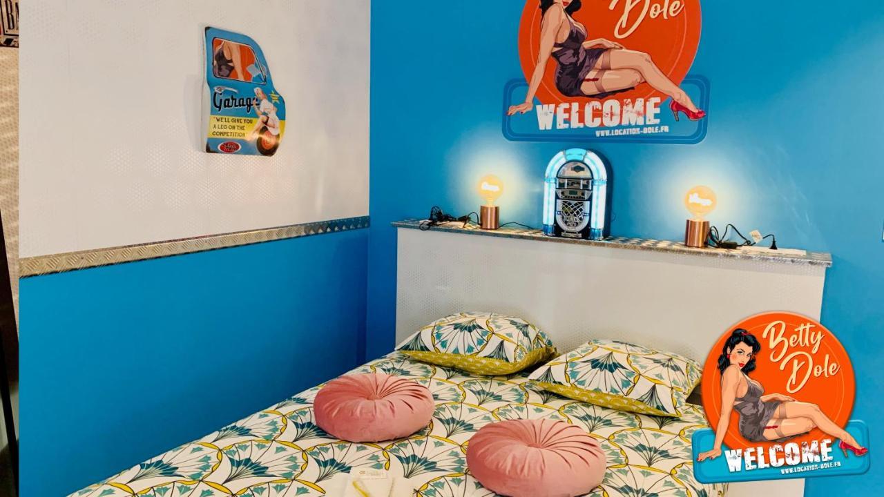 Nos Studios Au Centre Ville A 多勒 外观 照片
