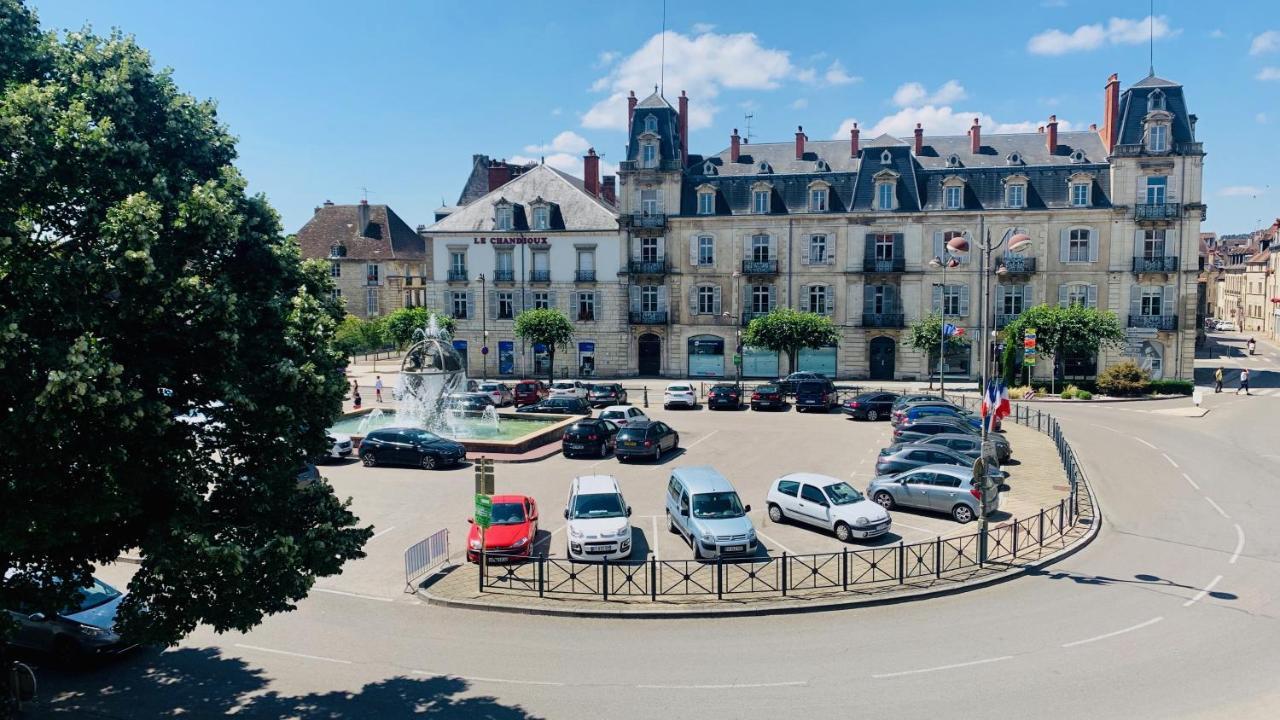 Nos Studios Au Centre Ville A 多勒 外观 照片